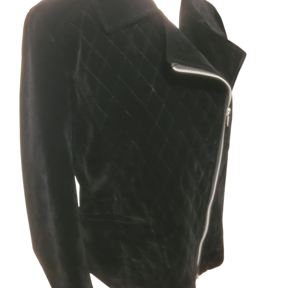 Roz & Ali Black Velvet Moto Biker Jacket Sz Medium Quilted Front Bottom Band - Picture 4 of 10